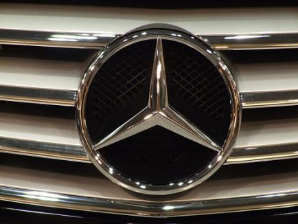 Daimler a dat şpăgi în România